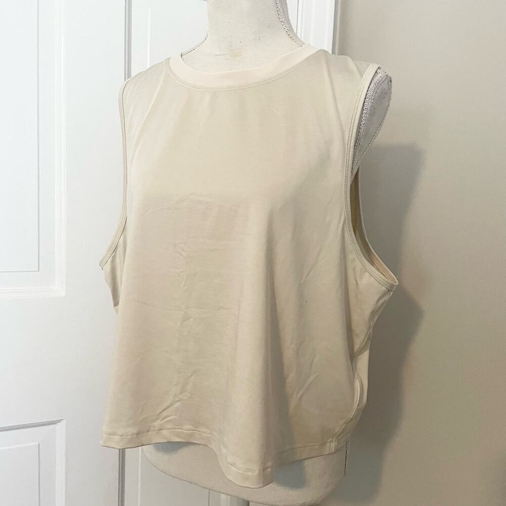 Danskin Performance Muscle Tank